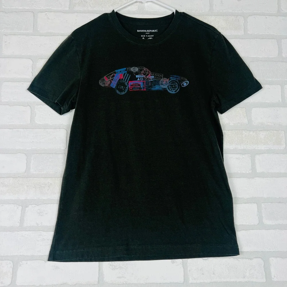 Banana Republic Mens Eco T-Shirt Grey Graphic Vintage Car Travel Stamp Small